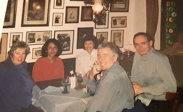 Dinner at Der Eule, Bayreuth. Leona was translating the menu for members Helena and Bob Carr, & Sandra and Tony Wheeler