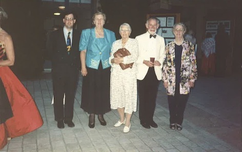 Members Garry Richards, Margaret Budge, Hilda Perini & Bill and Edna Watson