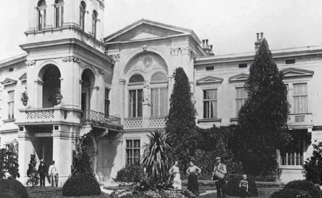 Wagner's upper floor apartment in Penzing, Vienna